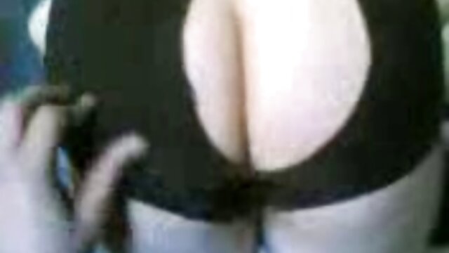 پسندیدہ :  جنسی جاپانی لڑکی Maika سکی ترکی ہو جاتا ہے doggystyle میں MMF threesome شہوانی ، شہوت انگیز ویڈیوز 